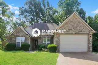 60 Edgewater Cv, Jackson, TN 38305