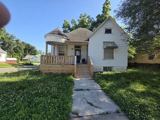 700 W  Rollins St, Moberly, MO 65270
