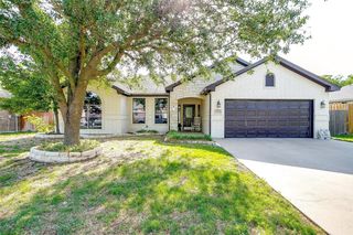 1826 Sandpiper Dr, Weatherford, TX 76088