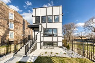 6639 S  Langley Ave, Chicago, IL 60637