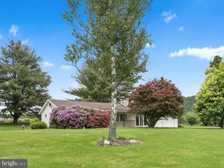 858 Hill Rd, Hegins, PA 17938