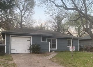 7419 Boggess Rd, Houston, TX 77016