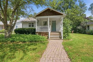 409 N  1st St, Fairbury, IL 61739