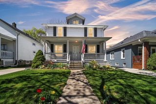 422 West BOULEVARD, Racine, WI 53405