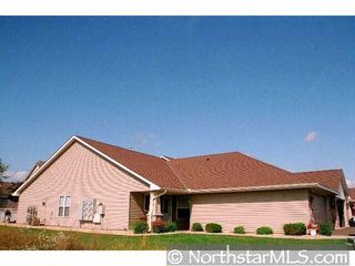 51 Crown Pte Curv, Hudson, WI 54016