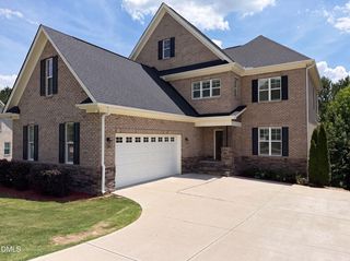 205 Avocet Ln, Clayton, NC 27520