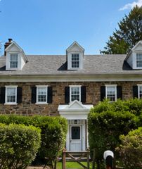 5774 Landis Mill Rd, Bethlehem, PA 18015