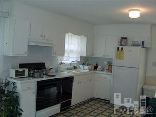 610 E Forest Lane, Wallace, NC 28466