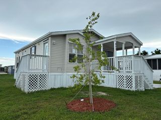653 Los Altos, North Port, FL 34287