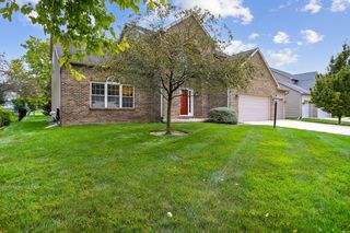 1810 Benodot St, Champaign, IL 61822