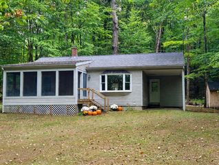 441 Old County Road, Deering, NH 03244