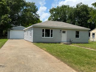 1009 N  Mingo St, Albion, MI 49224