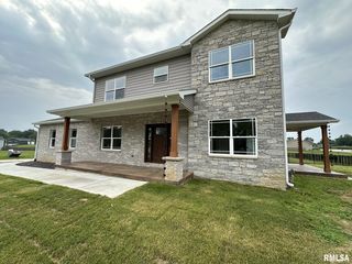 59 Plover Dr, Chatham, IL 62629