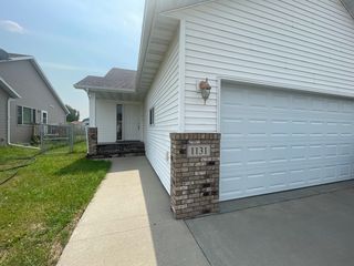 1131 37th Ave S, Moorhead, MN 56560