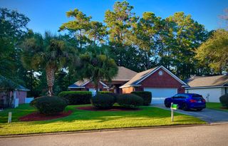 93 Egrets Way Ln, Richmond Hill, GA 31324