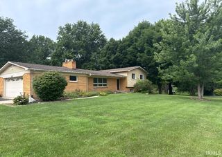 4701 Pavalion Dr, Kokomo, IN 46901