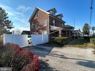 4020 W  Market St, York, PA 17408