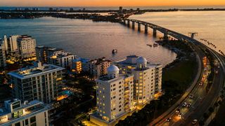 128 GOLDEN GATE POINT #202A, Sarasota, FL 34236