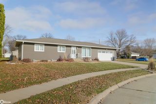 2201 Seneca St, Burlington, IA 52601