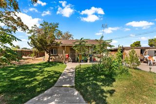 43011 6th St E, Lancaster, CA 93535