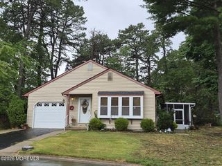2 Holyoke Court #62, Manchester Township, NJ 08759