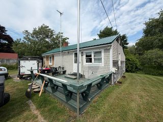 74 Snowball Hill Road, Bristol, ME 04539