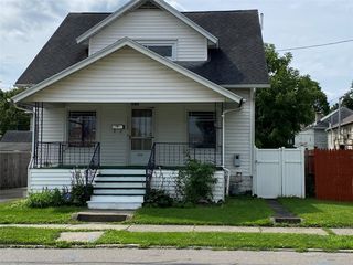 1608 Monroe St, Endicott, NY 13760