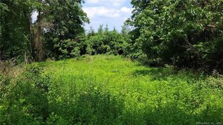 1121 Middle Turnpike East, Manchester, CT 06040