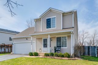 2400 N  Quaker Hollow Ln, Round Lake Beach, IL 60073