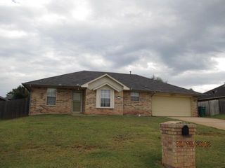1900 Shawnee Trl, Choctaw, OK 73020