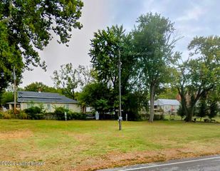 502 E  Vaughn Dr, Madison, IN 47250
