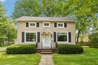 104 Seminary St, Berea, OH 44017