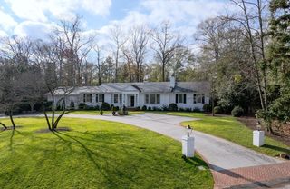 1038 Glendalyn Cir, Spartanburg, SC 29302