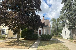 20419 Centralia, Redford, MI 48240