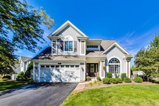 287 Rock Hall Ct, Grayslake, IL 60030