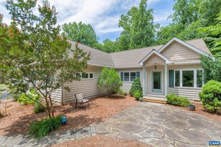 42 Brougham Rd, Palmyra, VA 22963
