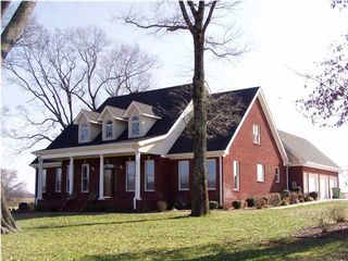 2320 E  6th St, Muscle Shoals, AL 35661