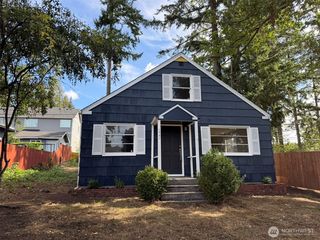 1721 S Mason Avenue, Tacoma, WA 98405