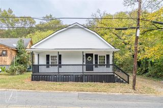 671 Park Ave, Lindale, GA 30147