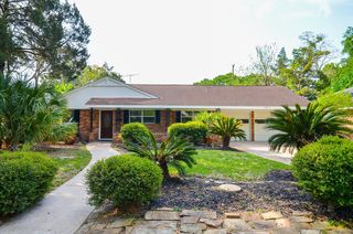 9817 Cedardale Dr, Houston, TX 77055