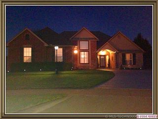 9713 N  100th East Ave, Owasso, OK 74055