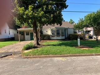 1209 Lee St, Tupelo, MS 38804