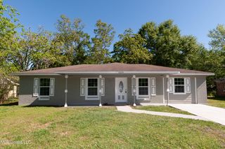 4209 N  Star Ave, Moss Point, MS 39562