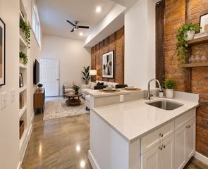 585 Evergreen Ave #1R, Brooklyn, NY 11221