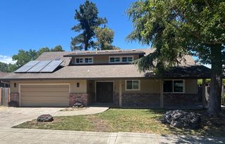 2227 Gainsborough Ave, Santa Rosa, CA 95405