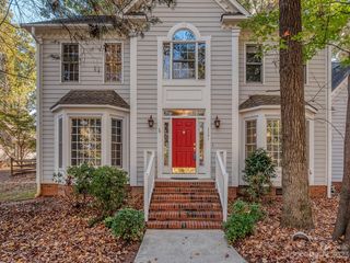 3301 Carnegie Ln, Matthews, NC 28105