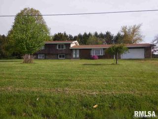 3368 State Highway 104 Hwy, Waverly, IL 62692