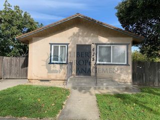 425 Hilborn St #A, Lodi, CA 95240