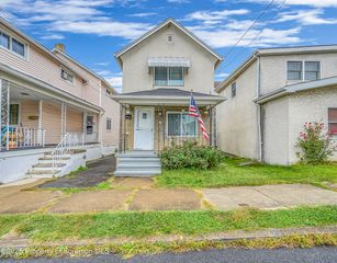 509 W  Grace St, Old Forge, PA 18518