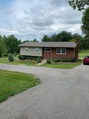 2771 Old Hill Rd, Floyds Knobs, IN 47119